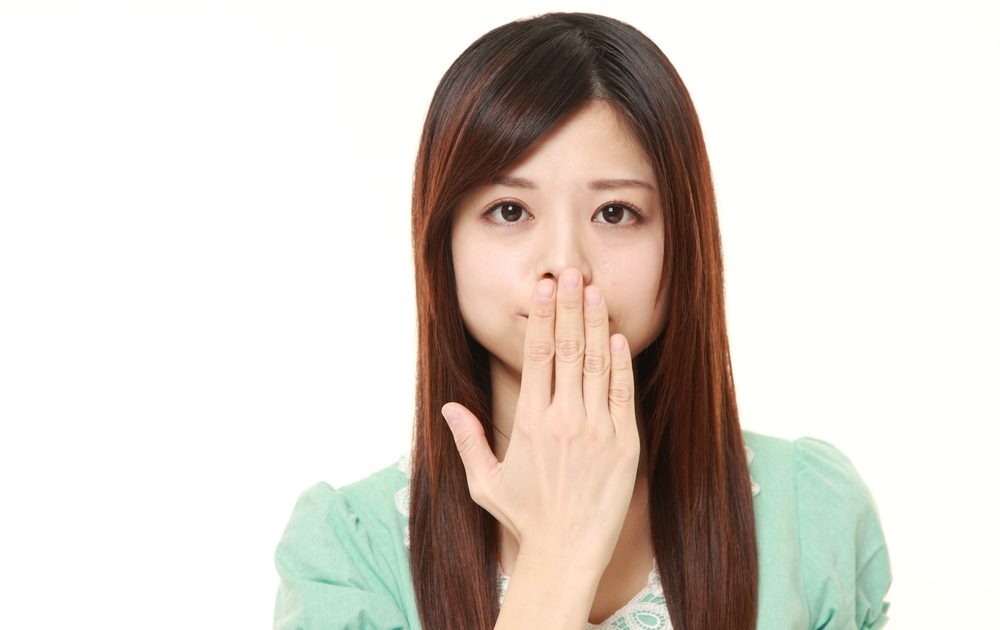 便秘と口臭・体臭の関係性について